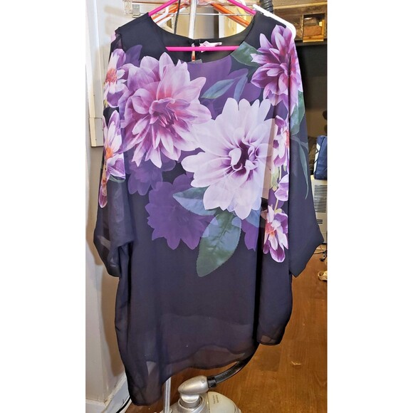 NWT Avenue Lined, Handkerchief Hem, Sheer Purple Floral Tunic Top - Size 26/28 - Picture 2 of 8